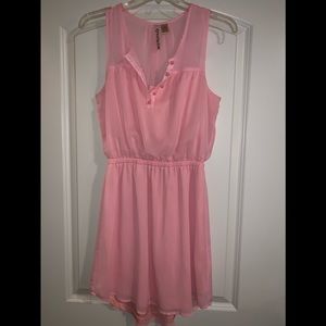 Light Pink Dress! Size M 💕 Summer Dress